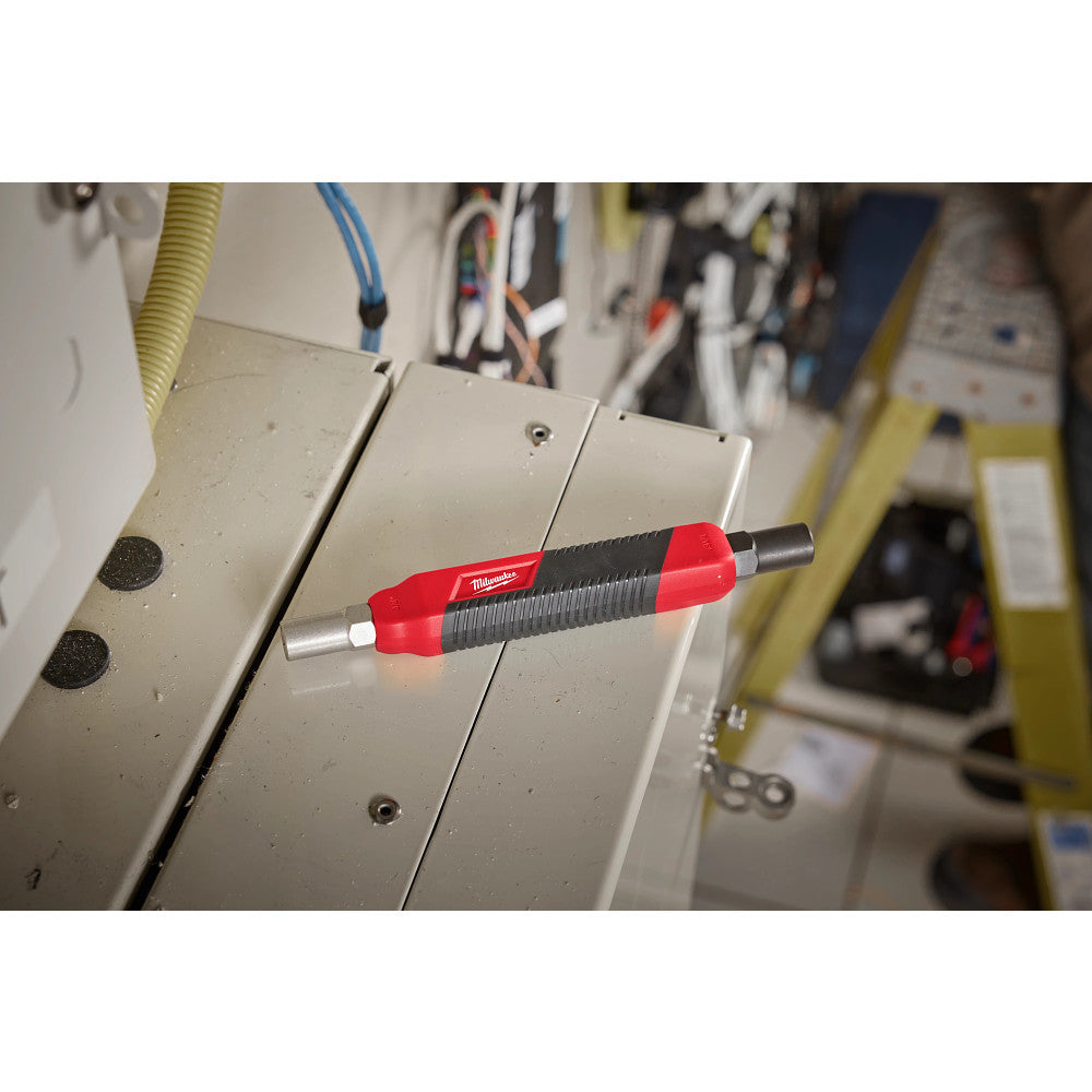m Milwaukee 48-22-3016 Color Coded Can Wrench 3/8