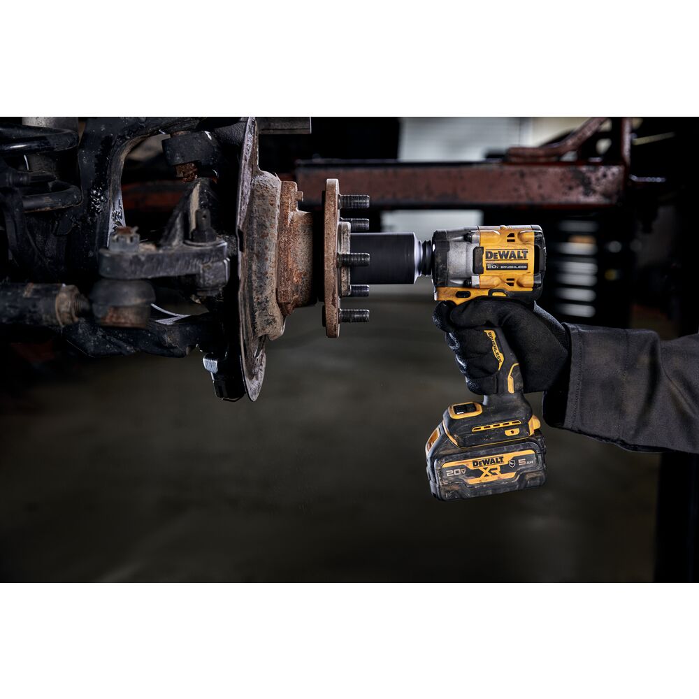 DeWALT DCF921P2 20V MAX ATOMIC 1/2