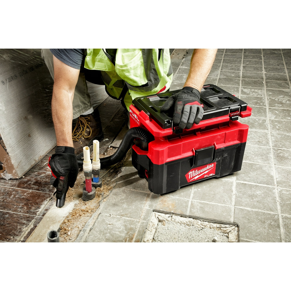 Milwaukee 0970-20 M18 FUEL PACKOUT 2.5 Gallon Cordless Wet/Dry Vacuum –  MaxTool