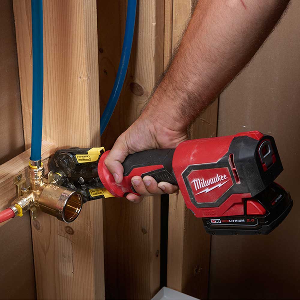 Milwaukee 2674-82P M18 18V 2.0 Ah Short Throw Press Tool Kit