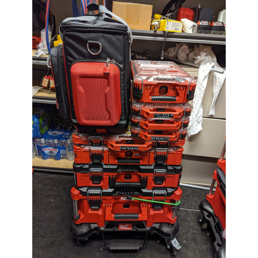 UNIVERSAL OVERALL ミルウォーキー デウォルト Dewalt XR Oscillating Tool with Milwaukee M18 Battery - An