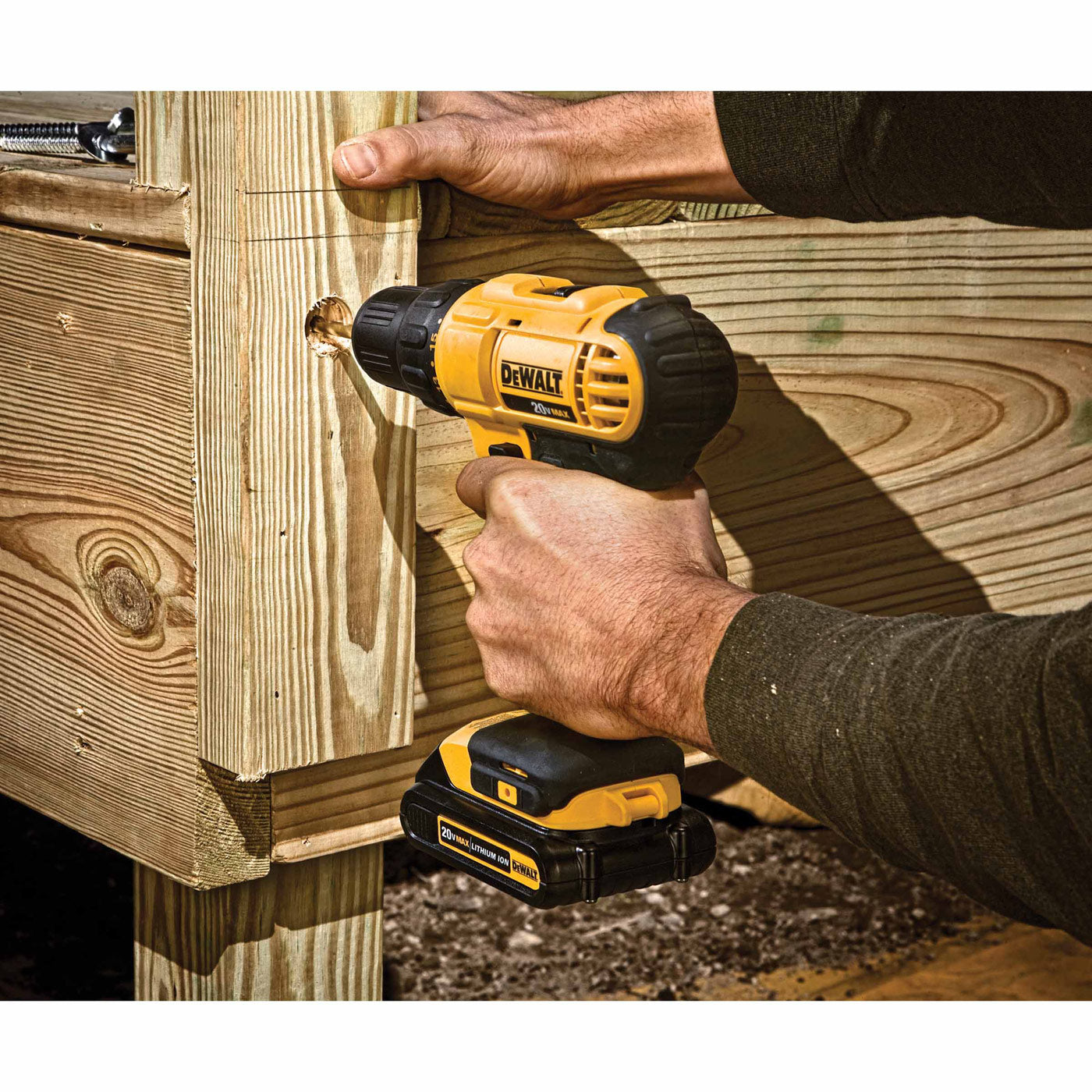 DeWALT DCD771C2 20V MAX Lithium-Ion 1/2