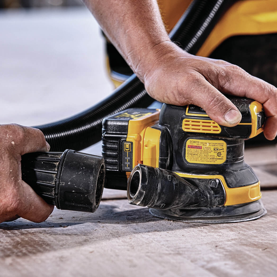 DeWALT DCW210B 20V 5-Inch Cordless Random Orbital Sander Bare